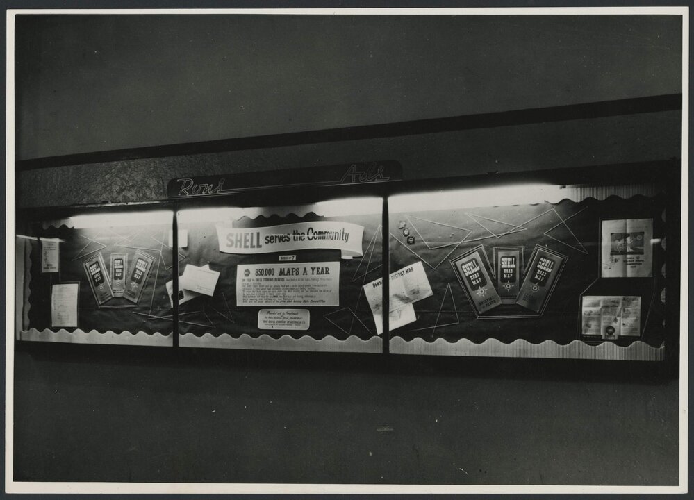 Photographs of the Shell Touring Service and Mapping Unit [20 of many]