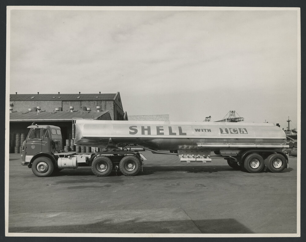 Photographs of Shell tank trucks and other vehicles servicing New South Wales [24 of many]