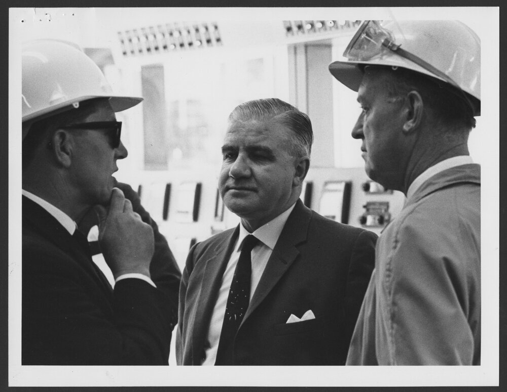 Visitors to Clyde Refinery on tours of inspection [1 of many]