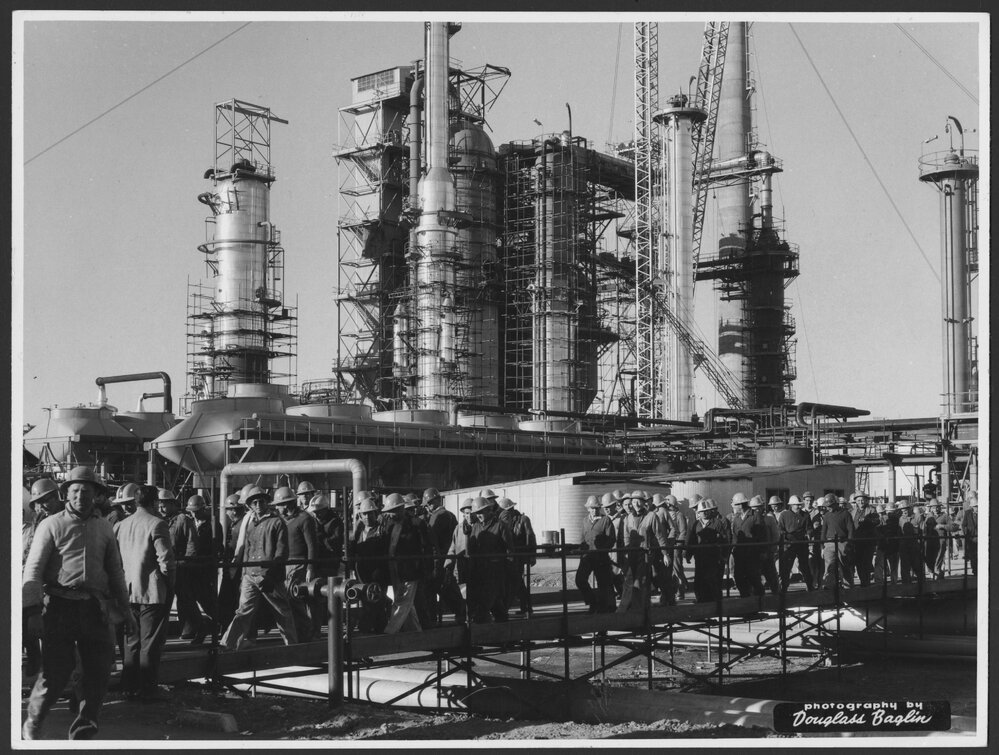 Photographs of Clyde Refinery by Douglas Baglin [1 of many]