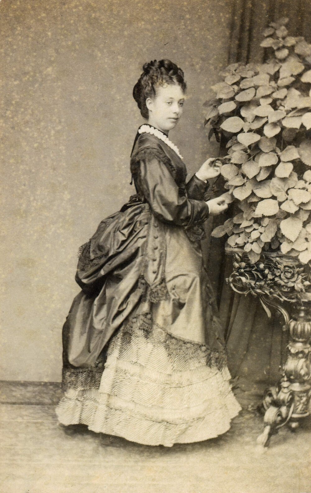 Studio portrait of an unknown young woman.