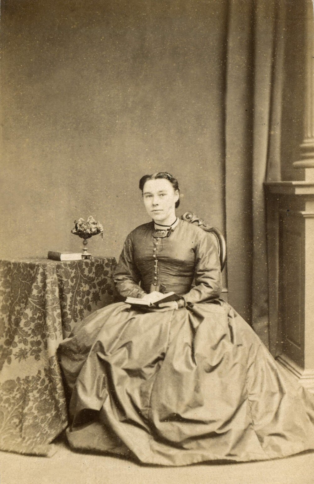 Studio portrait of an unknown young woman.