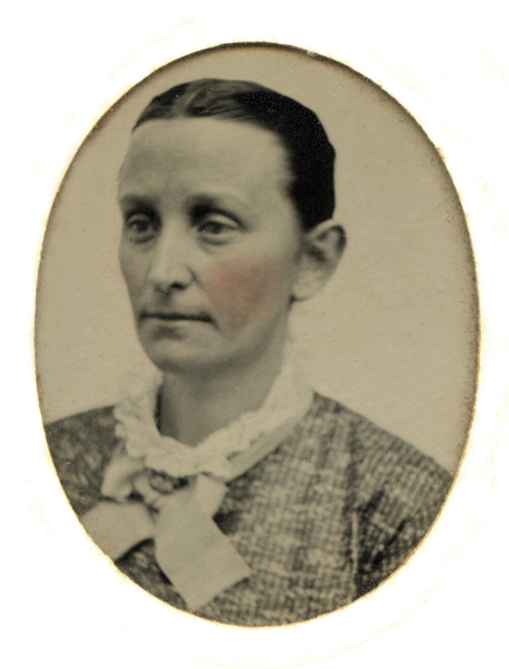 Portrait of an unidentified woman.