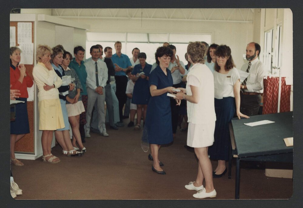 Presenting gifts, performance, catwalk and miscellaneous