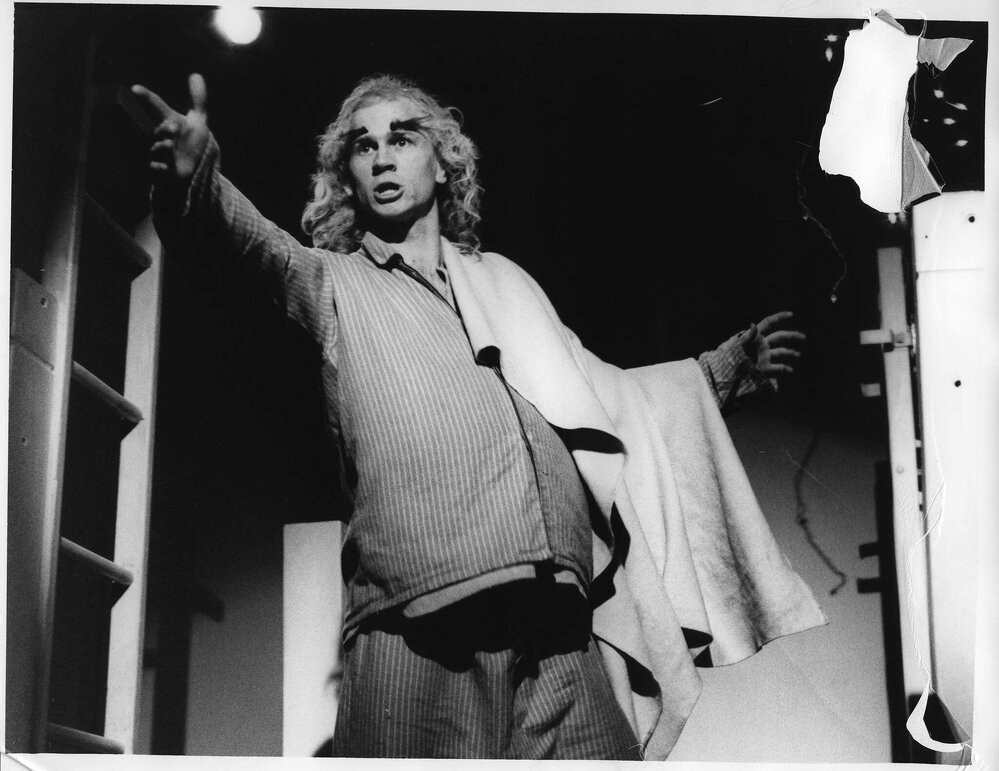 I Swallowed a Diamond an Hour Ago and I Think There&rsquo;s a Storm Brewing