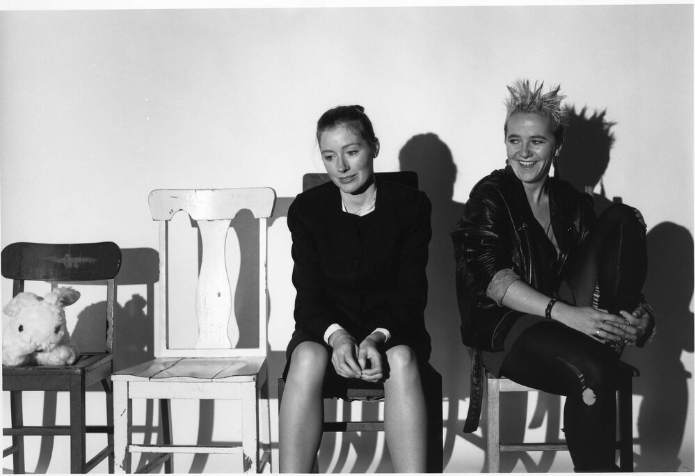 Robyn, Ellen