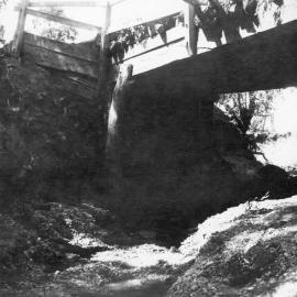 Cathcart Road Bridge