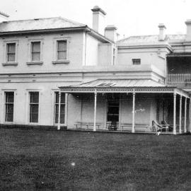 "Como" Toorak Rd, South Yarra.