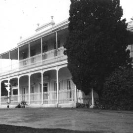 "Como" Toorak Rd, South Yarra.