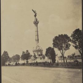 The Statue of Liberty , in Mexico City