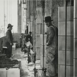 Manchester Unity building southern face - installation of terracotta