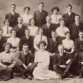 Student group with E.O. Hercus, circa 1912.