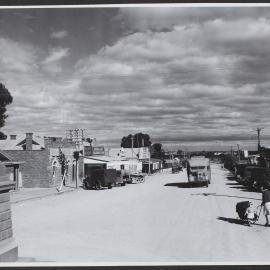 Mothercraft caravan in the main street of Ouyen, VIC
