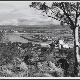 Australian War Memorial, Canberra, a view from Mount Ainslie