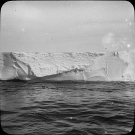 Face of Ross Ice Shelf