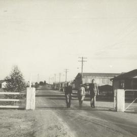 Entrance gates at Mildura branch, University of Melbourne, 1947-1949.