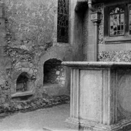 Stokes Poges: Leper's Corner