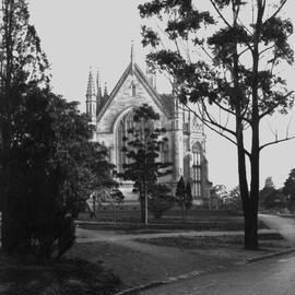 View of Wilson Hall, University of Melbourne from Engineering School.