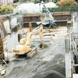 New Zoology construction site, University of Melbourne, May 1986.
