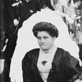 Portrait of an unidentified woman.