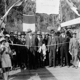 A bridge opening ceremony near Benalla.
