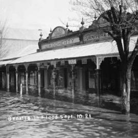 A flooded commercial street in central Benalla, September 10th 1921.