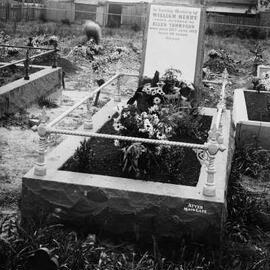 The grave and headstone of William Henry Thompson in an unidentified cemetery.
