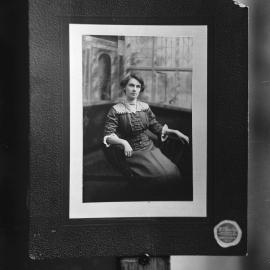 Portrait of an unidentified seated woman.