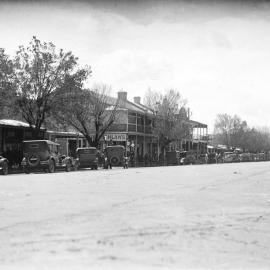 A busy street scene in central  Benalla.