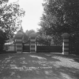 The gates at the entrance to the Benalla Botanical Gardens.