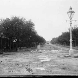 Bridge Street Benalla, looking east.