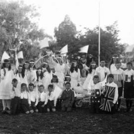 Children participating in peace celebrations at Thoona near Benalla.