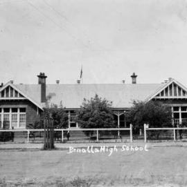 A front view of Benalla High School.