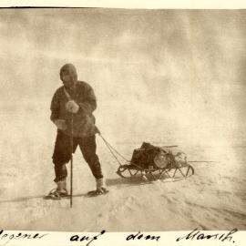 Wegener pulling sledge