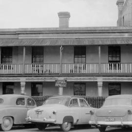 Housing in Mackenzie Street,  Melbourne, Victoria.