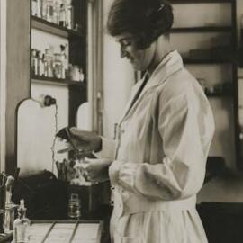 Dr. Lucy Bryce in a laboratory, University of Melbourne, 1925-1940.