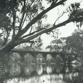 Goulburn River bridge near Survey camp, University of Melbourne, 1939.