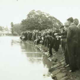 Yabby fishing contest, University of Melbourne, August 1935.