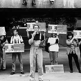 Protestors during U.S. President George Bush's visit to Melbourne, 2 January 1992.