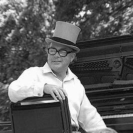 Willy McIntyre.