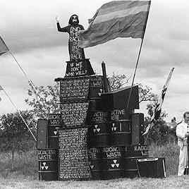 Benny Zable at Peace Picnic in Darebin Parklands, 1986.