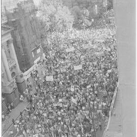 View from sixth floor of the Manchester Unity building during the second Persian Gulf war protest march, 25 January 1991.