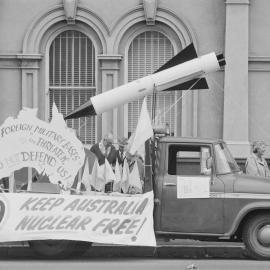 May Day march, 1974 ; CICD float