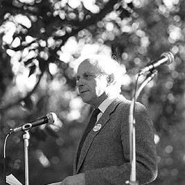Gert Bastian at the People for Nuclear Disarmament (PND) rally.