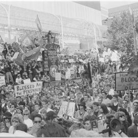 Protestors outside U.S consulate during Persian Gulf war protest, 14 January 1991.
