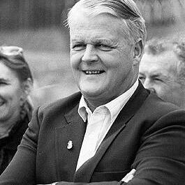 Bruce Kent at Pine Gap protest, 10th October 1987