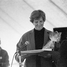 Hazel Hawke at Peace Picnic in Darebin Parklands, 1986.