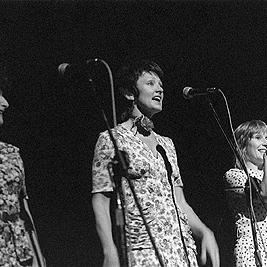 Evelyn Krape and Clare Dobbin at Aunty's Nieces and Nephews rally, 7th December 1978.