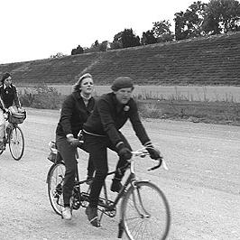Keith Dunstan at F19 freeway protest, 30th April 1977