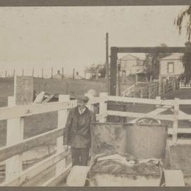 Crossing the Murray on a punt at Wellington